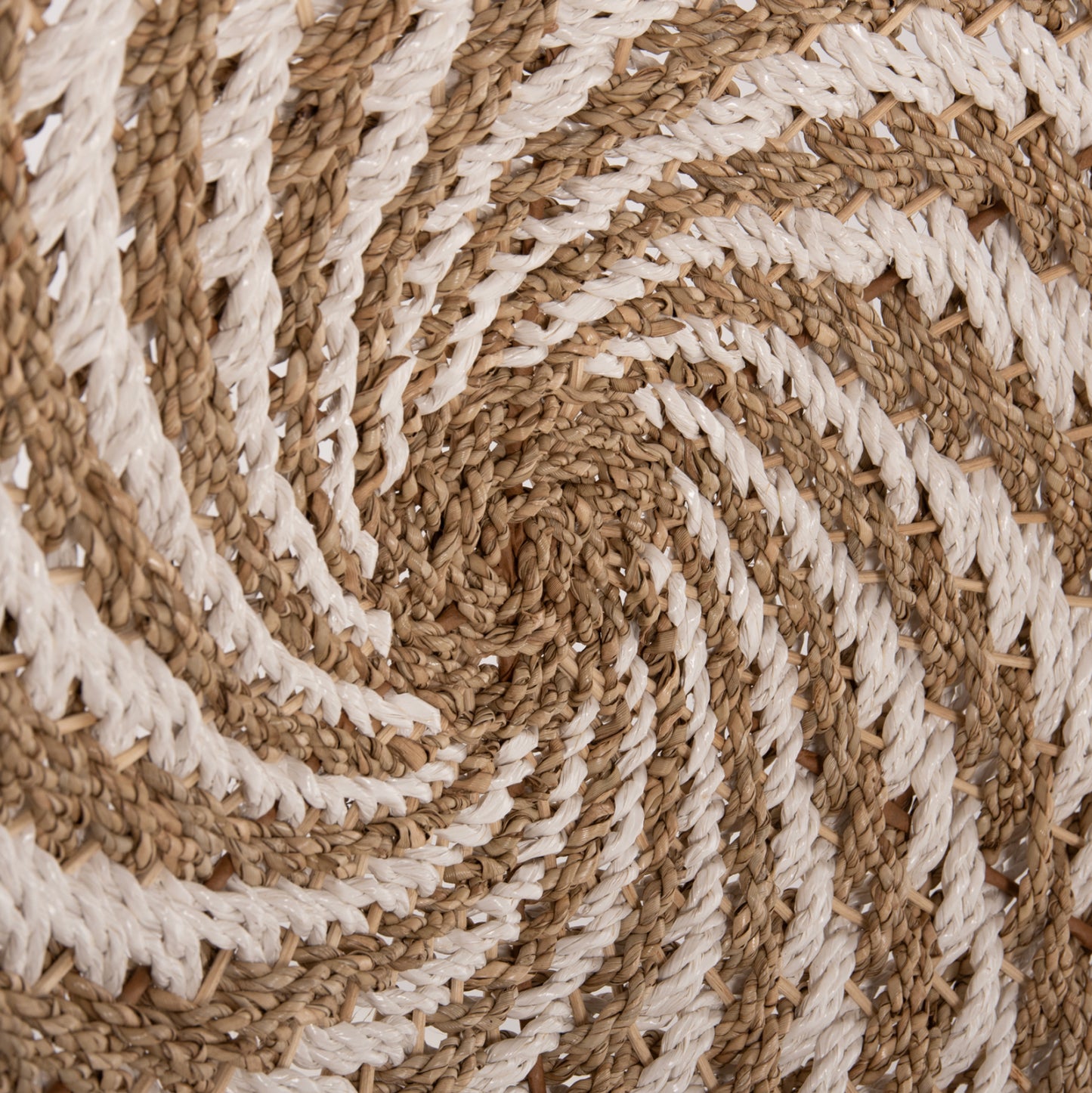 Wall Decor Round Hm7830.01 Spiral Look-seagrass In White&natural Color Φ61x3cm.