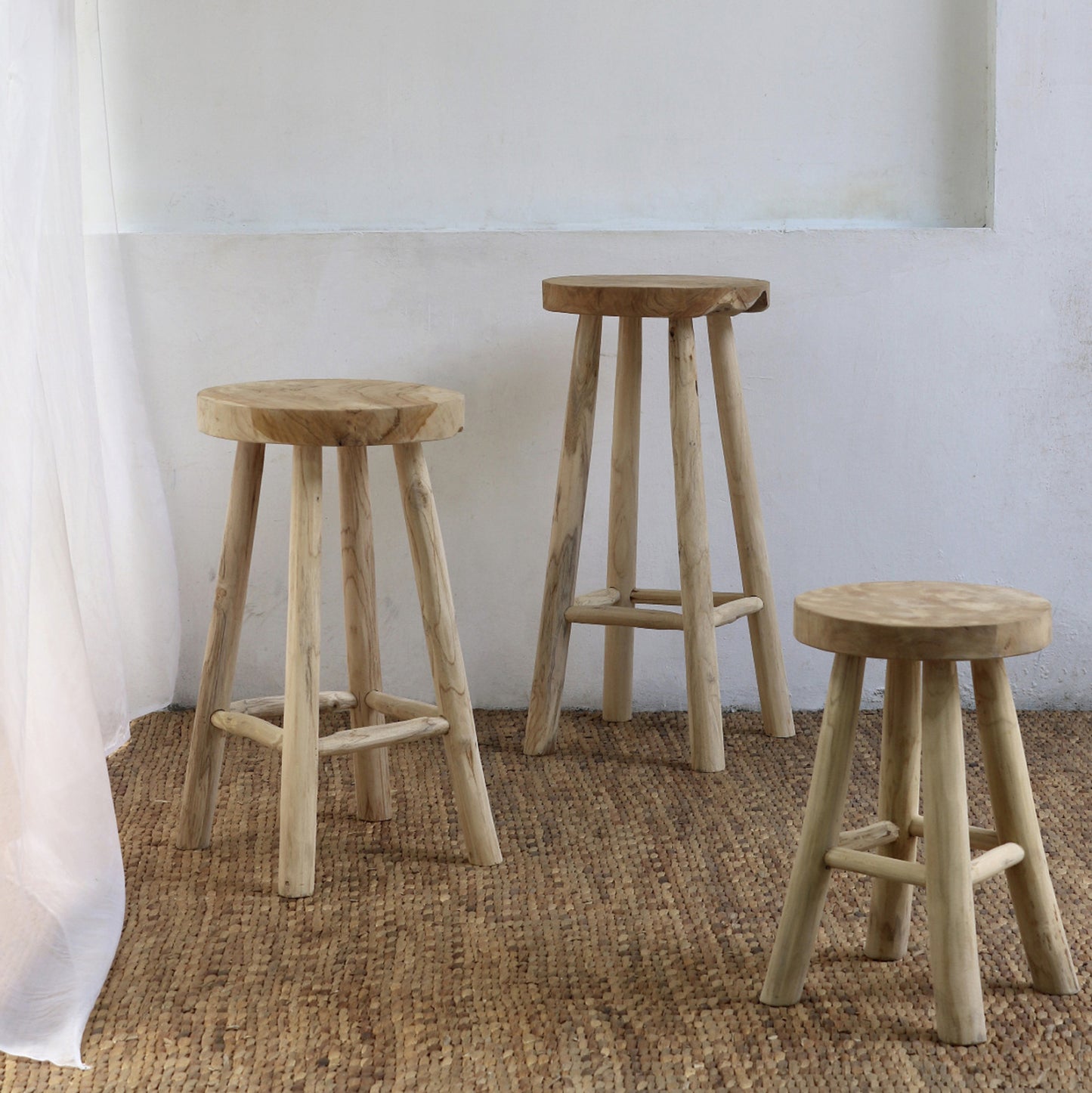 Stool Made Of Teak Wood Natural Φ35x62hcm.hm9479