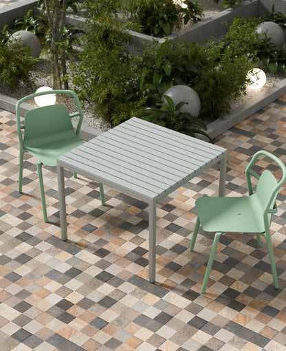 Line Outdoor Dining Table