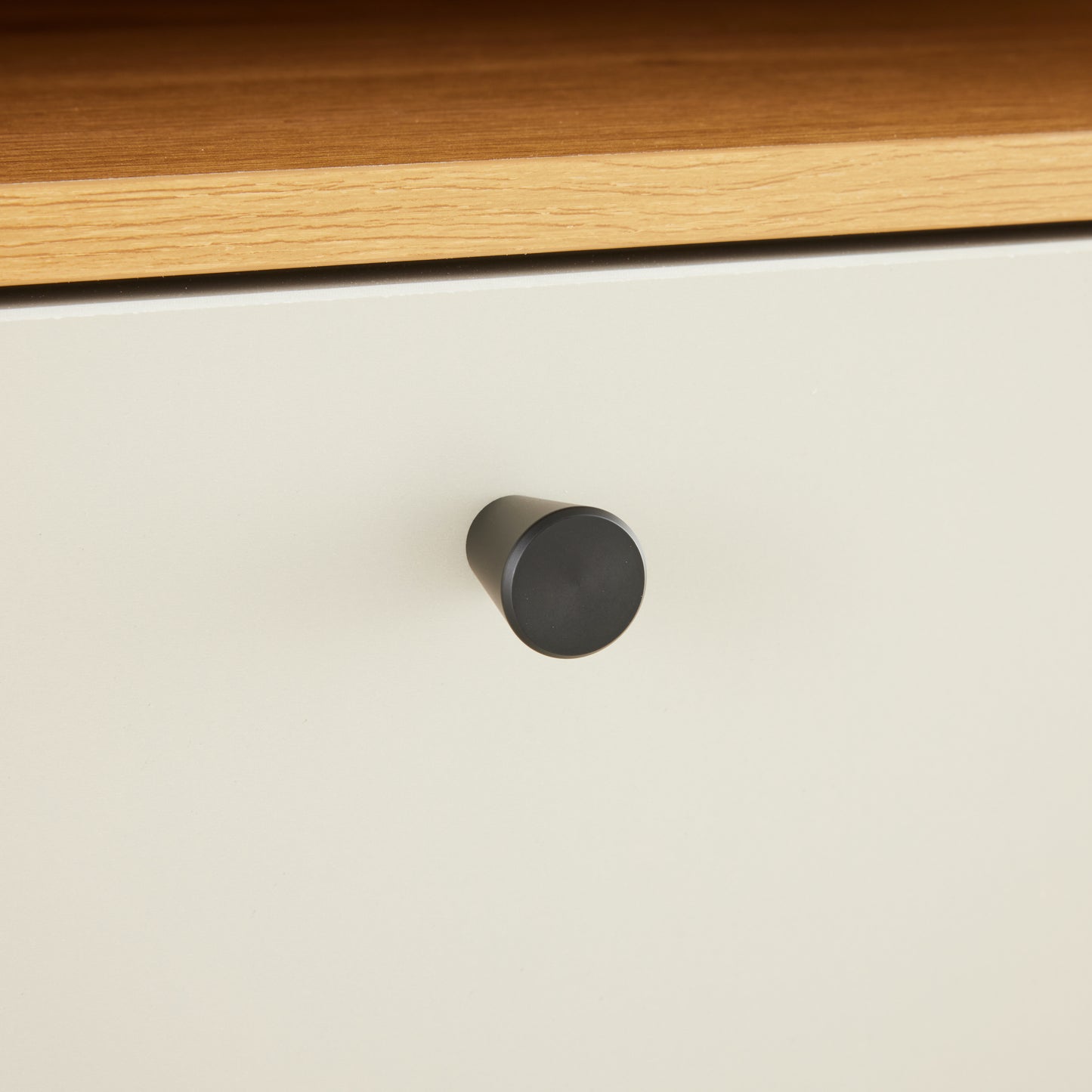 Lina Nightstand