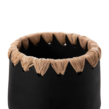 Decorative Vase Hm4368 Terracotta In Black With Straw Weaving On The Rim Φ13x16hcm.