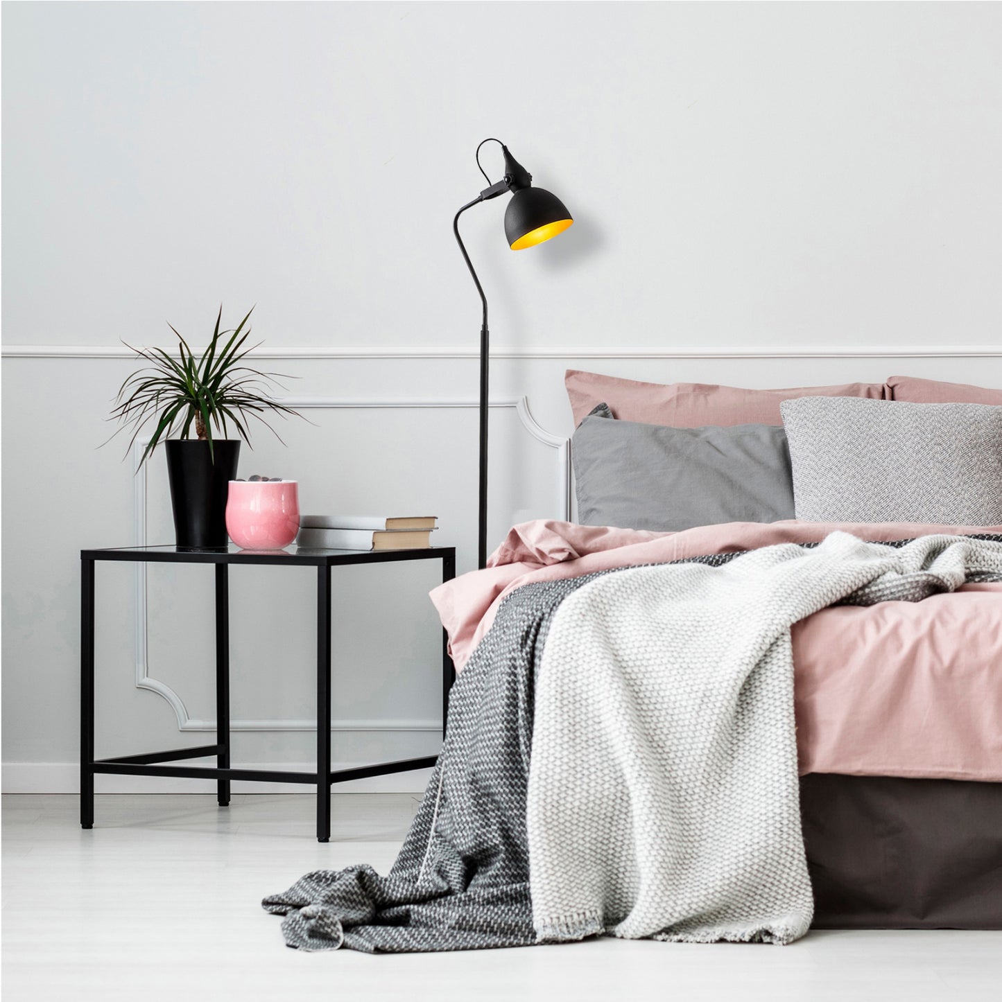 Floor Light Metallic Black Hm7342 35x30x183 Cm.