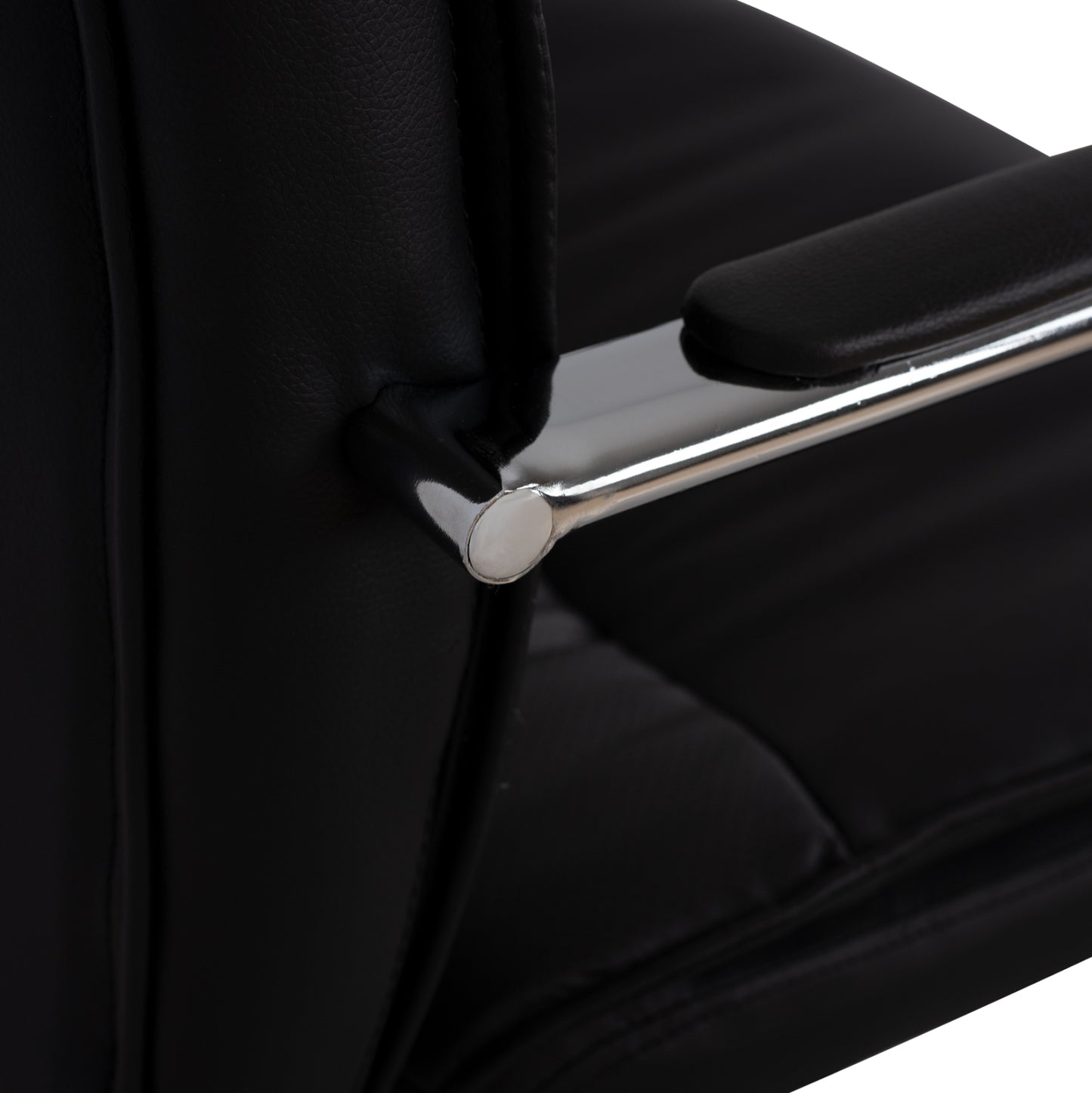 Manager's Office Chair Hm1044.11 Black With Chromed Base 55,5x65x111  Cm.