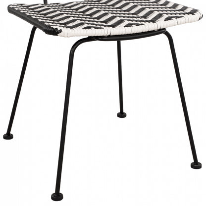 Metallic Chair Allegra Hm5693 With Wivker Black-white 46x56x88cm