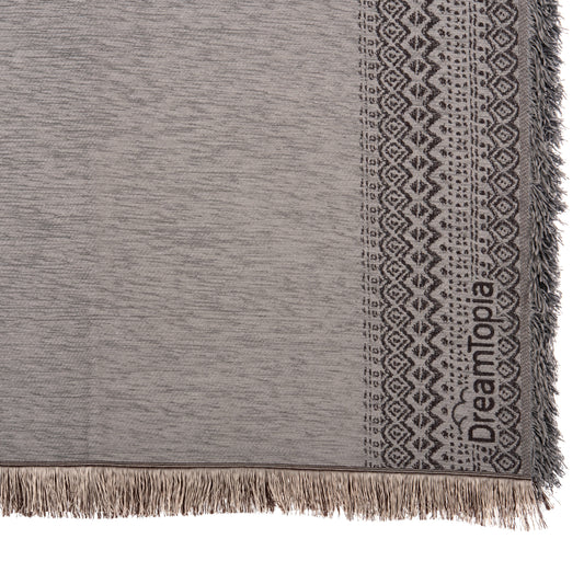 Sofa Cover-throw With Fringes Dreamtopia Hm12164.05 In Grey Color 178x178cm.